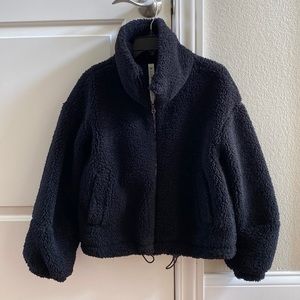 Lululemon sherpa coat 4